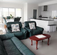 Alkimos Beach Retreat - Accommodation Port Macquarie