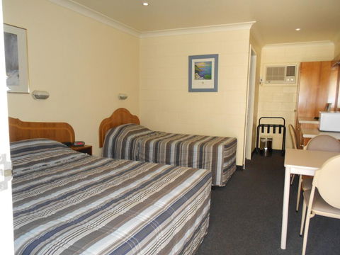 All Seasons Motor Lodge - Accommodation Port Macquarie 2