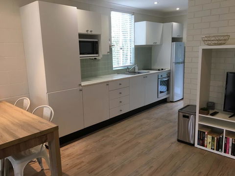 ALOHA AT BLUEYS - Accommodation Port Macquarie 1