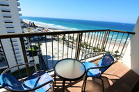 Aloha Surfers Paradise