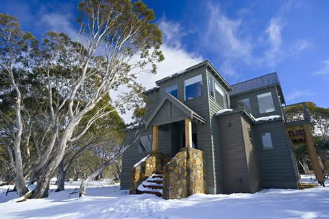 Alpenglow - Accommodation Port Macquarie 0