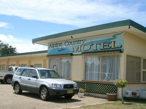 Alpine Country Motel - Accommodation Port Macquarie 0