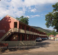 Alpine Hotel Bright - Accommodation Port Macquarie