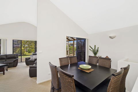 Amara 6 Wesley Avenue - Accommodation Port Macquarie 3