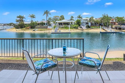 Amazing Modern Apartment On The Canal - Accommodation Port Macquarie 2