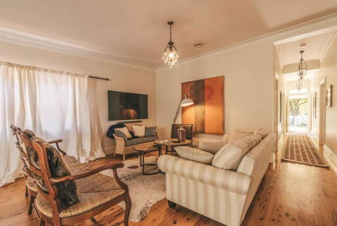 Ambrose On Byng - Central Location W/ 2 Bathroom - Accommodation Port Macquarie 0