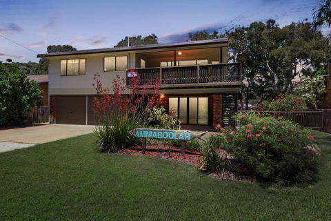 Ammaboolah At Hat Head - Accommodation Port Macquarie 0