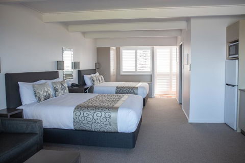 Amooran Oceanside Apartments And Motel - Accommodation Port Macquarie 3