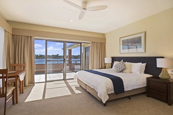 Ana Mandara Luxury Bed & Breakfast with Accommodation Port Macquarie