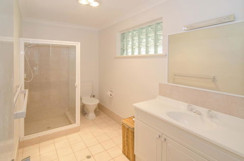 Anchors Away - Accommodation Port Macquarie 3