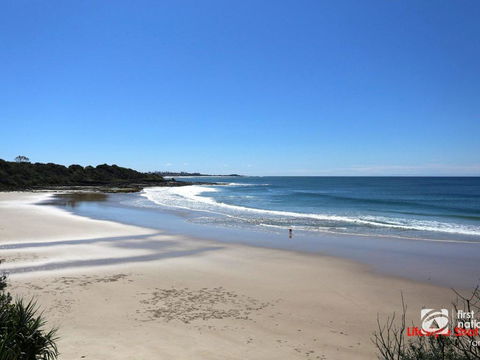 Angourie Blue 1 - Great Ocean Views - Surfing Beaches - Accommodation Port Macquarie 3