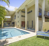 ANGOURIE HOUSE - SALT VILLAGE - Accommodation Port Macquarie