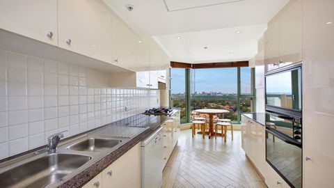 Apartment In The Heart Of Chatswood - Accommodation Port Macquarie 1