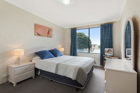 Apollo Unit 13 - Accommodation Port Macquarie 3
