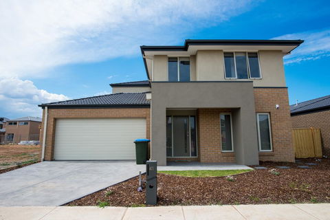 Apple House Point Cook - Accommodation Port Macquarie 0