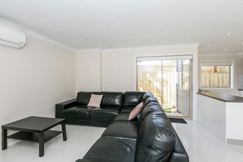 Aquilla Townhouse 6 - Accommodation Port Macquarie 3