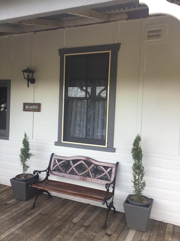 Gundagai NSW Accommodation Port Macquarie