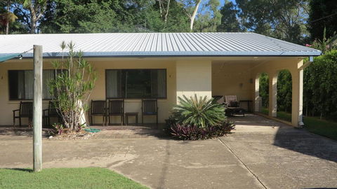 Arcadia Palms Unit 1 - Accommodation Port Macquarie 1