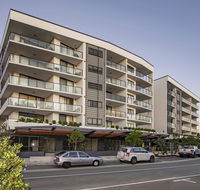 Arise Hedge - Accommodation Port Macquarie