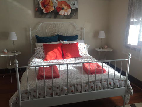 Art Deco Cottage - Accommodation Port Macquarie 0