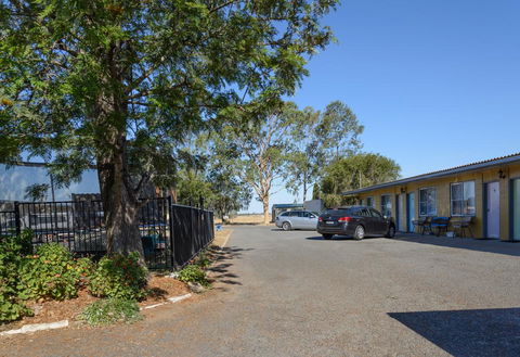 Artesian Motor Inn - Accommodation Port Macquarie 0