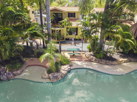 Ashmore Palms Holiday Village - Accommodation Port Macquarie 0