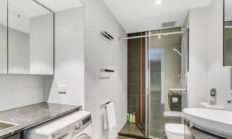 Luxury 2 Bdrm In Watson At Walkerville With Balcony, FREE Carpark, Near Adelaide CBD - Accommodation Port Macquarie 1