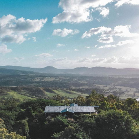 Luxurious Hinterland Guest House With HEATED POOL Sleeps 10 Brisbane Scenic Rim Gold Coast - Accommodation Port Macquarie 2