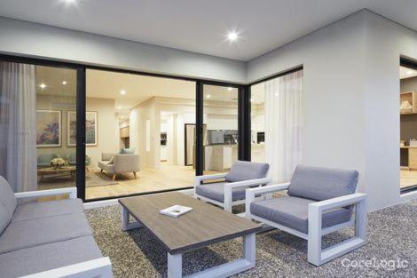 Luxury Bedrooms In A Resort Style Home - Accommodation Port Macquarie 2