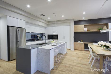 Luxury Bedrooms In A Resort Style Home - Accommodation Port Macquarie 3