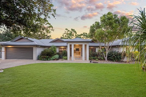 Luxury Style Living 20 Minutes From CBD - Accommodation Port Macquarie 0