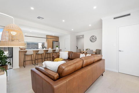 Luxury Urban Retreat - Accommodation Port Macquarie 0