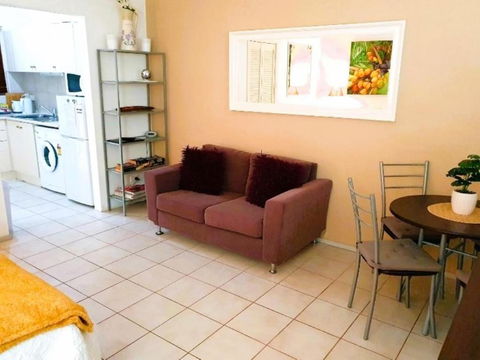 M104 West Perth Studio Apartment Near Kings Park - Accommodation Port Macquarie 0