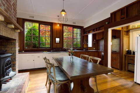 Magnolia Gardens - 2 Perrins Creek Rd Olinda - Accommodation Port Macquarie 0