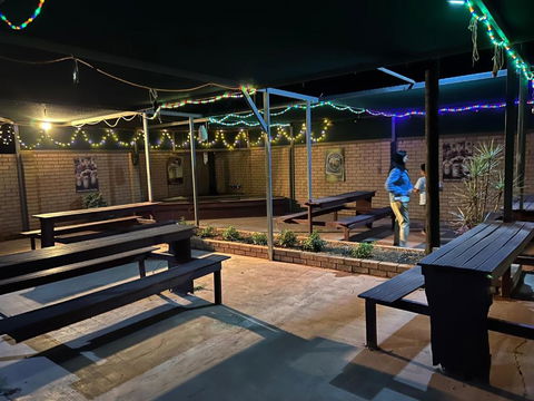 Main Reef Hotel - Accommodation Port Macquarie 2