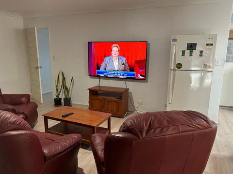 Master Room With Ensuite In A Lovely House - Accommodation Port Macquarie 1