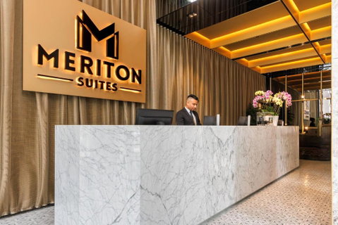 Meriton Suites Melbourne - Accommodation Port Macquarie 2