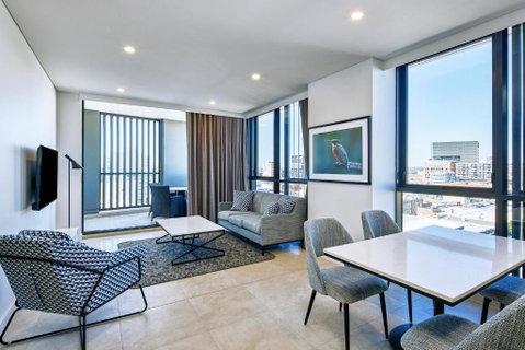 Meriton Suites Liverpool - Accommodation Port Macquarie 1