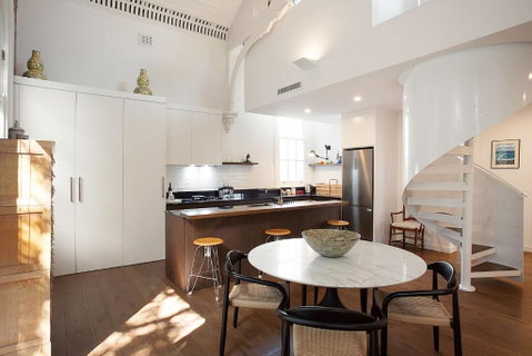 Mezzanine Magic, Bondi Junction - Accommodation Port Macquarie 3