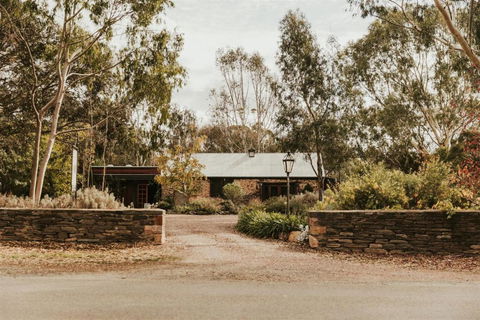 Mintaro Cottage - Accommodation Port Macquarie 0