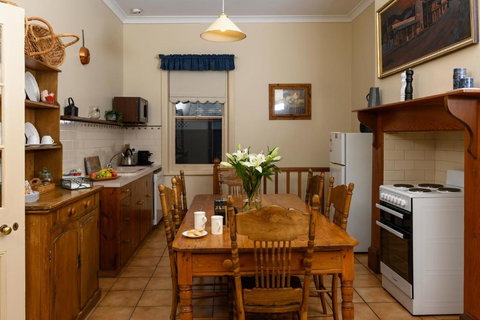 Miriams Cottage - Accommodation Port Macquarie 1