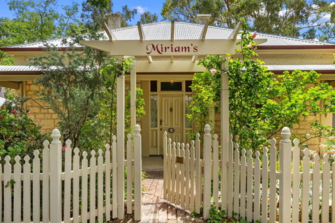 Miriams Cottage - Accommodation Port Macquarie 0