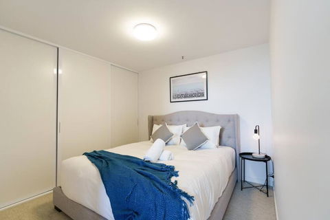 Modern 1 Bed Opposite Racecourse - Accommodation Port Macquarie 1