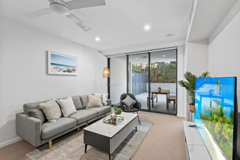Modern 2B2B Suit Only 10mins To Airport N Southbank - Accommodation Port Macquarie 1