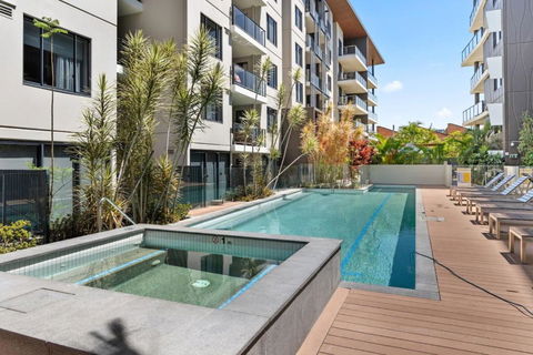 Modern 2B2B Suit Only 10mins To Airport N Southbank - Accommodation Port Macquarie 2