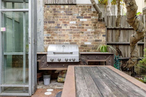 Modern & Stylish 3BR In Redfern - Accommodation Port Macquarie 1