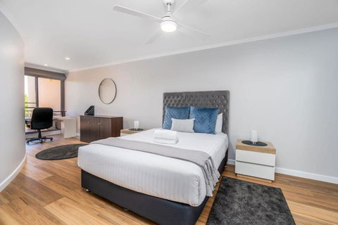 Modern And Homely 2BR Burke Crescent Apartment - Accommodation Port Macquarie 2