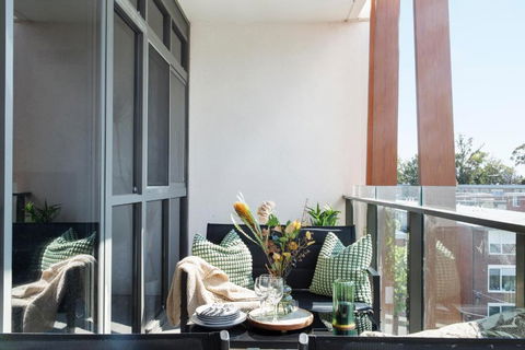 Modern Elegance Caulfield North - Accommodation Port Macquarie 3