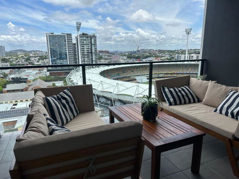 Modern Meets The Gabba - Accommodation Port Macquarie 0