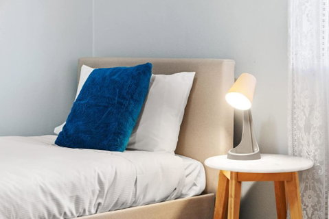 Modern Private Single Room - Centrally Located At Liverpool - Shared Bathroom - Accommodation Port Macquarie 1